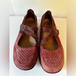 Earth Spirit Gelron Cushion Size 8